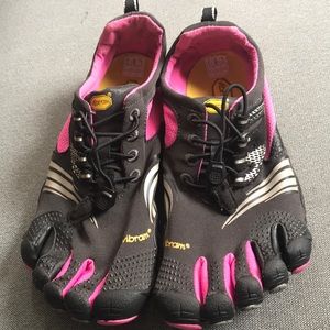 Vibram five fingers